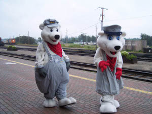 Two of the train crew had dressed up in Polar Bear suits to entertain children and tourists