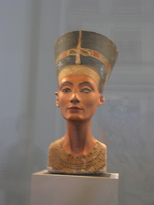 The famous Nefertiti bust